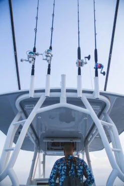 Temple Fork Outfitters Seahunter Spinning Rods -Fishing Sports Shop Seahunter Carousel Lifestlye 2 8e9984c8 5dff 4a5f 84d5 f8df5f98d79c